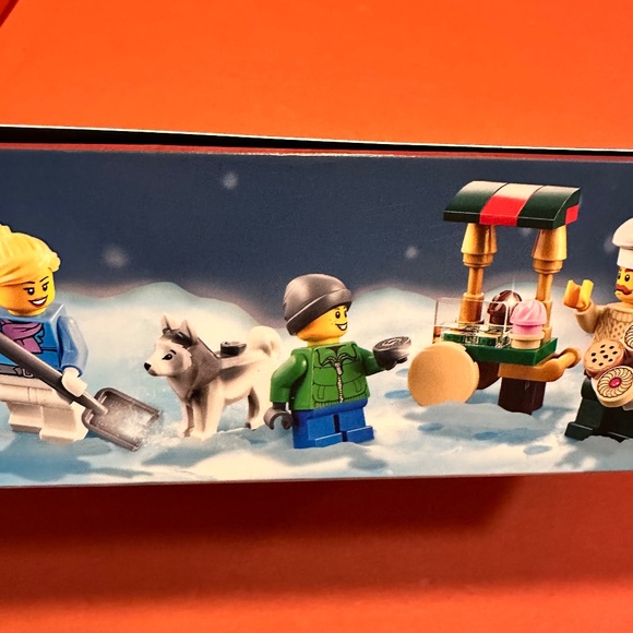 Lego City Advent Calendar 60201 - Picture 9 of 14